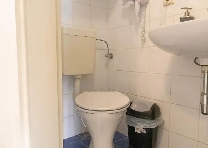Affordable 2br, Perfect Location & Well Connected Appartement Wenen